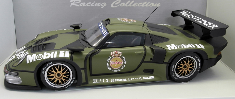 UT Models 1/18 Scale - 39627 Porsche 911 GT1 Test car - Camouflage