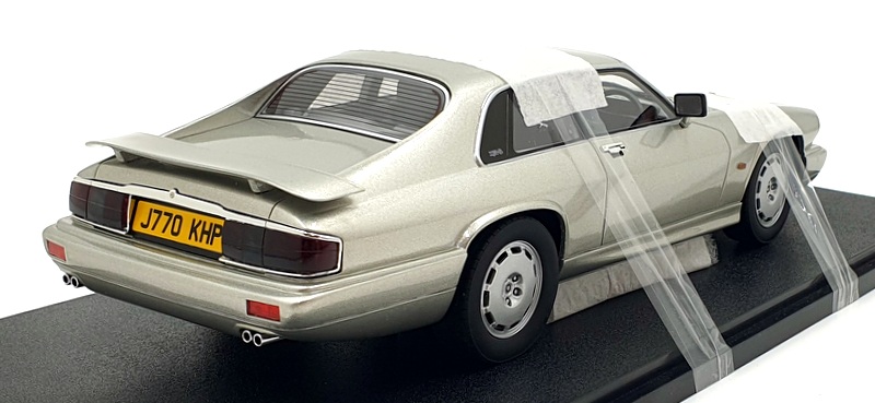 Miniature Cult Models 1/18 - Jaguar XJR-S 1993 - Gris Métallisé - Résine