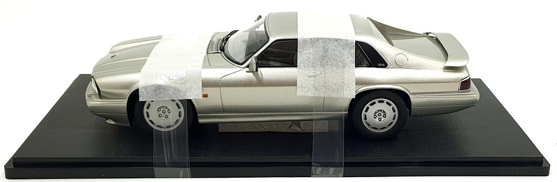 597614_4