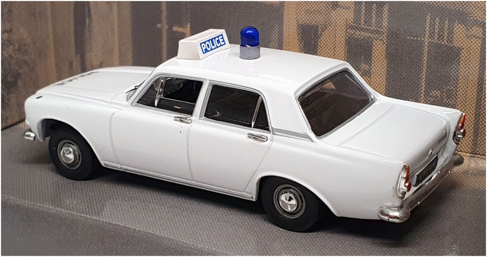 Corgi Appx 1/43 Scale 00502 - Ford Zephyr 6 MkIII Police Z Cars - White Corgi Appx 1/43 Scale 00502 - Ford Zephyr 6 MkIII Police Z Cars - White
