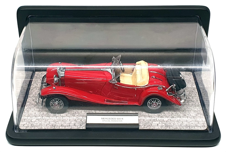 Franklin Mint 1/24 Scale DC5824 - 1935 Mercedes Benz 500K Special Roadster - Red Franklin Mint 1/24 Scale DC5824 - 1935 Mercedes Benz 500K Special Roadster - Red