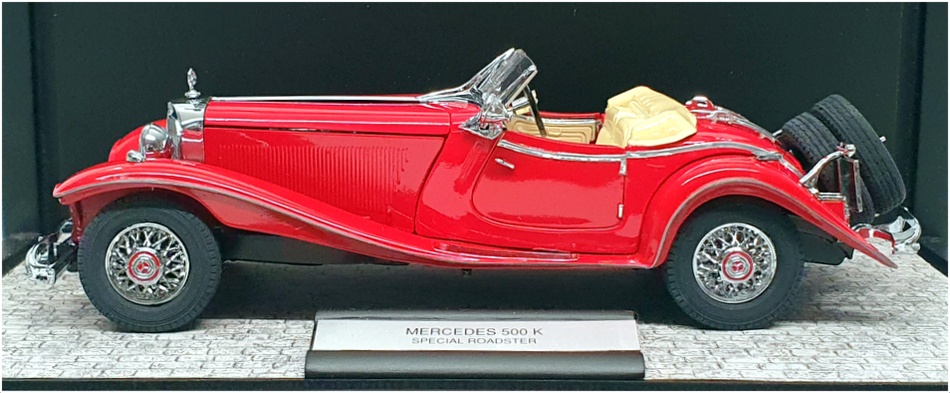 Franklin Mint 1/24 Scale DC5824 - 1935 Mercedes Benz 500K Special Roadster - Red Franklin Mint 1/24 Scale DC5824 - 1935 Mercedes Benz 500K Special Roadster - Red
