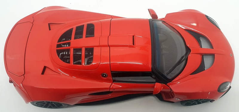 AutoArt 1/18 Scale 75403 - 2012 Hennessey Falcon Venom GT Coupe Spider - Red