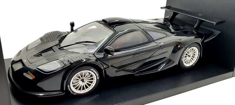 UT Models 1/18 Scale 26011 - Mclaren F1 GTR Road car 1997