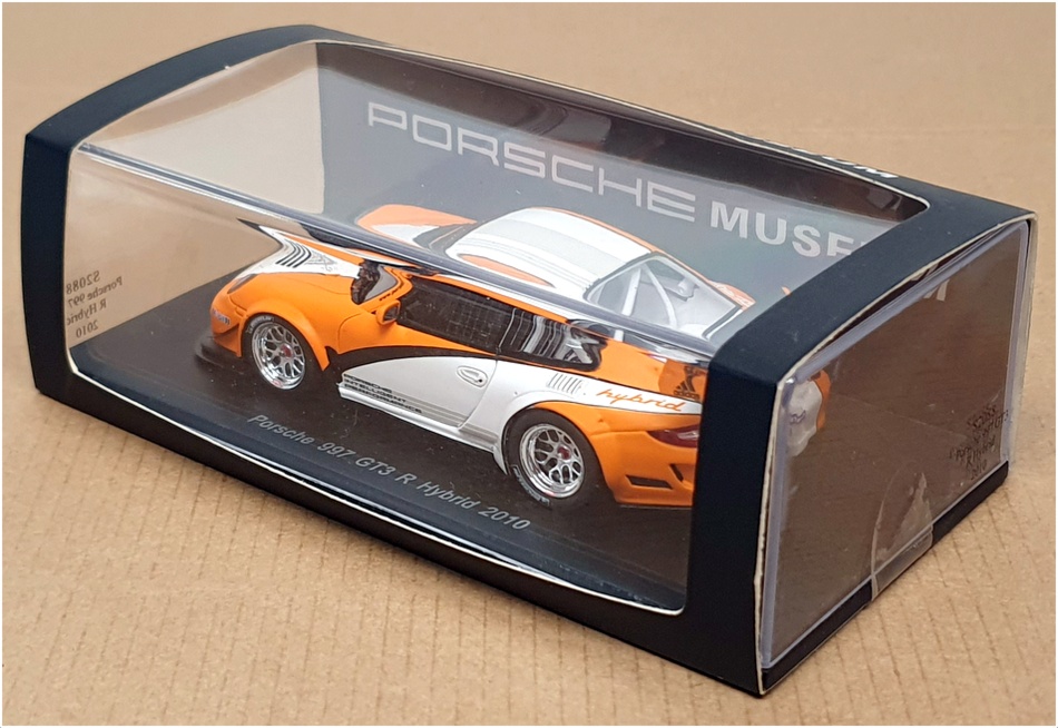 Spark 1/43 Scale S2088 - 2010 Porsche 997 GT3 R Hybrid - Orange/White