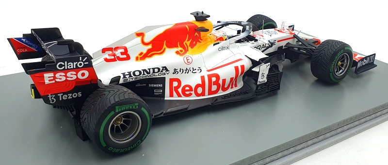 Spark 1/18 Scale 18S605 F1 Red Bull Honda RB16B #33 Turkish 2021 Verstappen