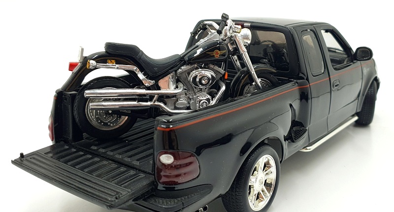 Ertl 1/18 scale 9746-01V Harley Davidson Ford F-150 w/ Fat Boy