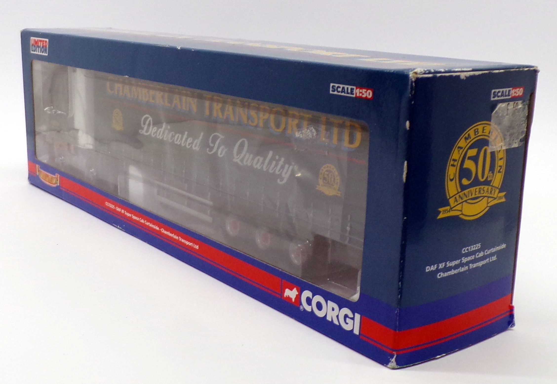お買い得『限定版』CORGI DAF XF スーパースペースキャブ1/50 Amazon.co.jp: 限定版 CORGI DAF XF スーパースペースキャブ1 50