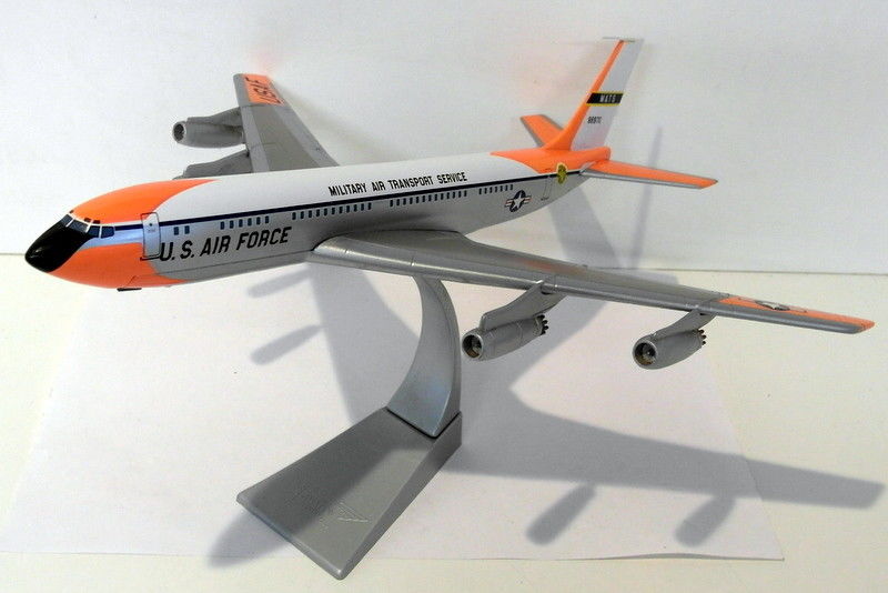 1/144 Scale Diecast AA32911 Boeing VC137A Stratolifter USAF MATS