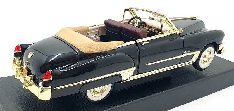 Road Legends 1/18 Scale 92307 - 1949 Cadillac Coupe DeVille
