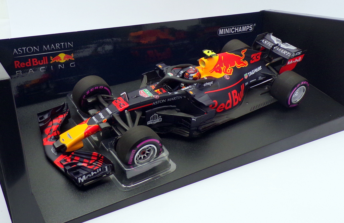 Minichamps 1/18 Scale 110 181933 Aston Martin F1 Red Bull Racing