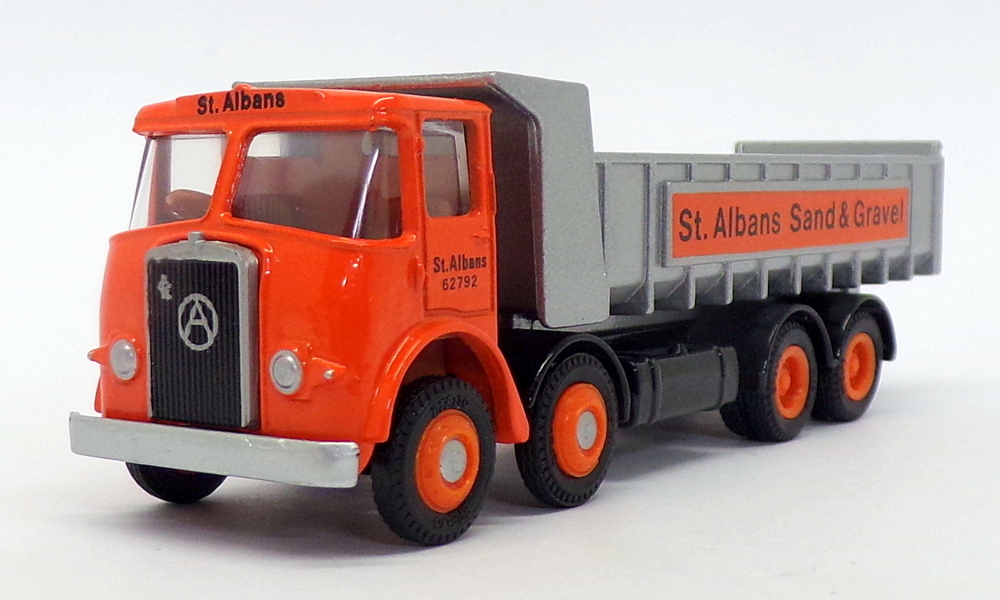EFE 1/76 Scale 13301 - Atkinson 8 Wheel Tipper - St. Albans Sand & Gravel EFE 1/76 Scale 13301 - Atkinson 8 Wheel Tipper - St. Albans Sand & Gravel