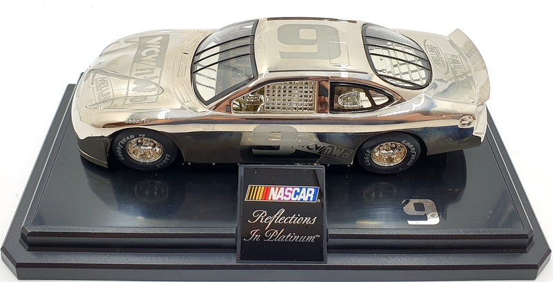 FORD TAURUS n°97 Nascar 1999 SCALEXTRIC 1:32 - Modélisme