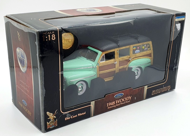 Road Signature 1/18 Scale Diecast 20028 - 1948 Ford Woody - Green
