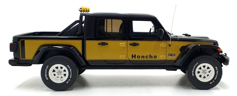 GT Spirit 1/18 Scale Resin GT422 - Jeep Gladiator Honcho - Black/Yellow