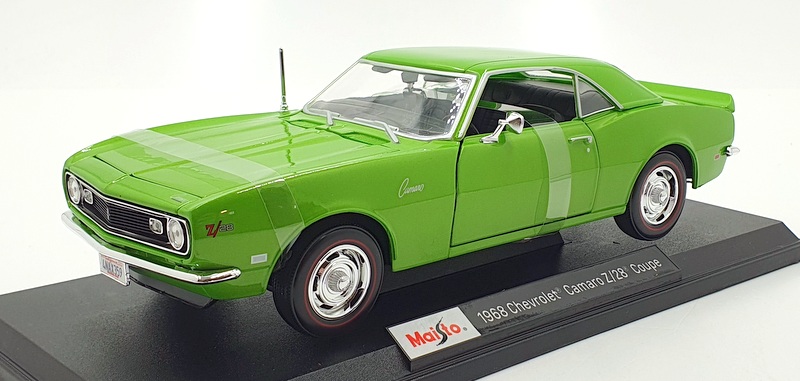 Maisto 1/18 Scale Diecast 46629 - 1968 Chevrolet Camaro Z/28