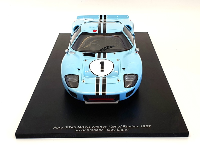 Spark 1/18 Scale Model Car 18S470 - 1967 Ford GT40 Mk 2B #1 Winner