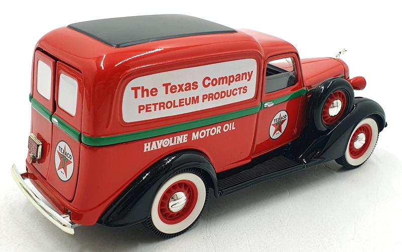 Liberty Speccast 1/25 Scale 74073 - 1936 Dodge Panel Delivery - Texaco