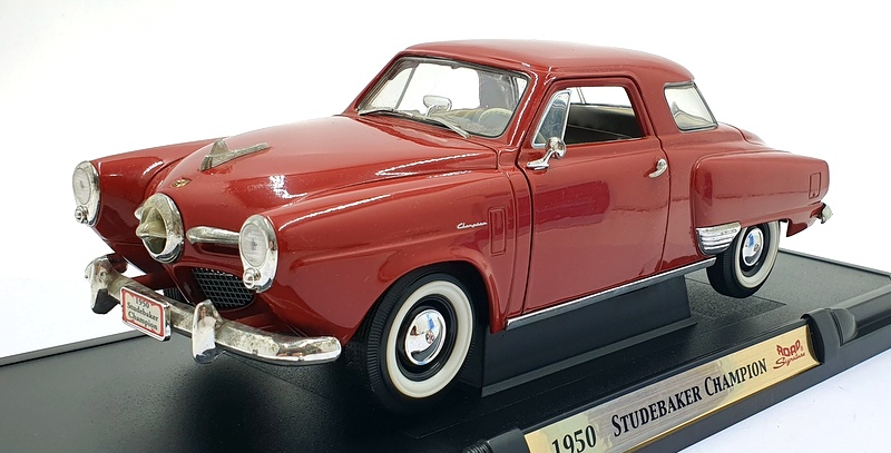 Road Signature 1/18 Scale 92478 - 1950 Studebaker Champion - Red