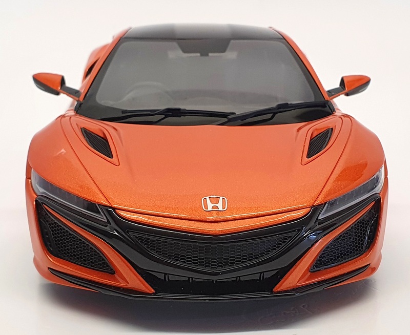 Kyosho 1/18 Scale Model Car KSR18023P - 2019 Honda NSX Type