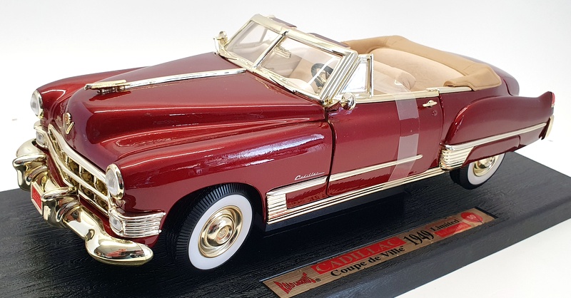 Road Legends 1/18 Scale 92307 - 1949 Cadillac Coupe deVille - Red