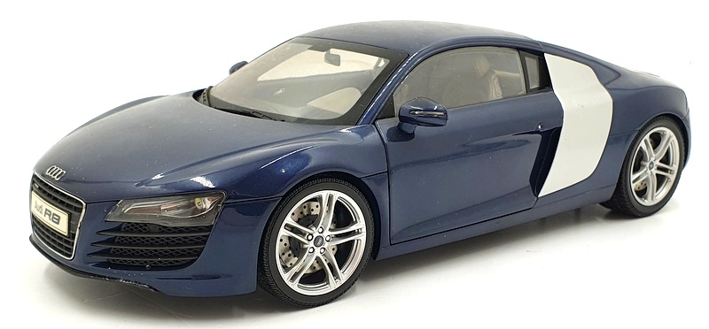 Kyosho 1/18 Scale Diecast 385148 - Audi R8 Jet Blue