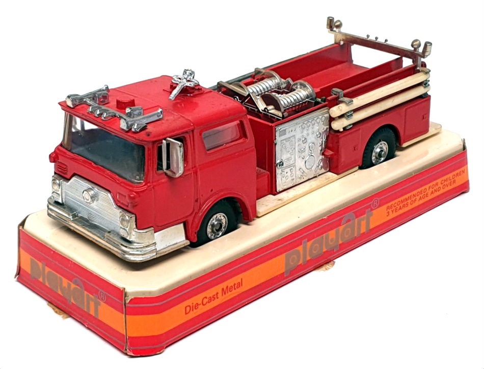 Model Power Playart 24523H - Mack Fire Engine - Red Model Power Playart 24523H - Mack Fire Engine - Red