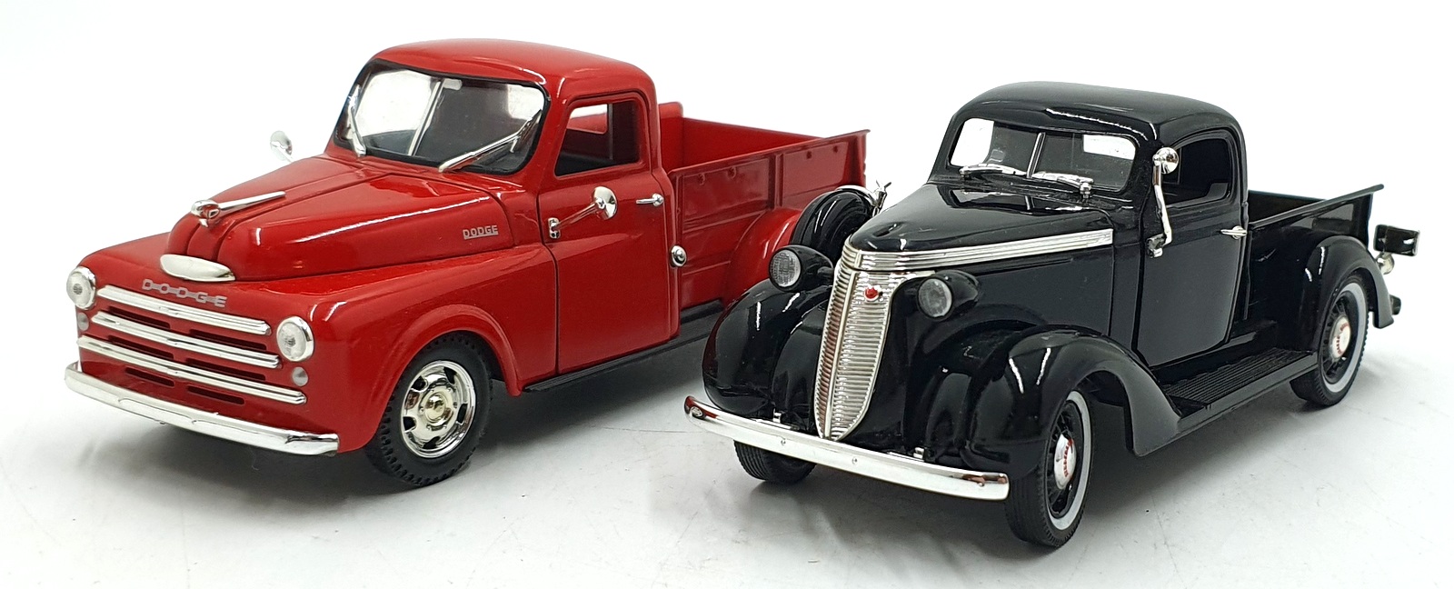 National Motor MM 1/32 Scale VTY12 - 1937 Studebaker Pickup 1948 Dodge Pickup