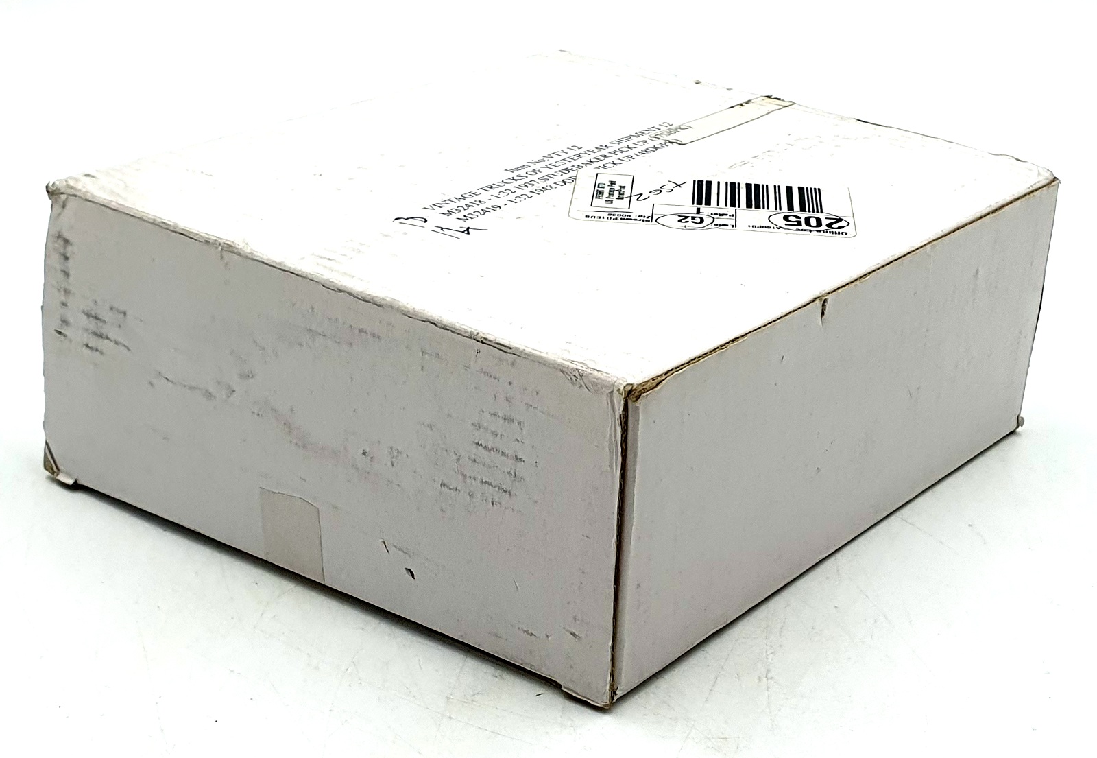 National Motor MM 1/32 Scale VTY12 - 1937 Studebaker Pickup 1948 Dodge Pickup