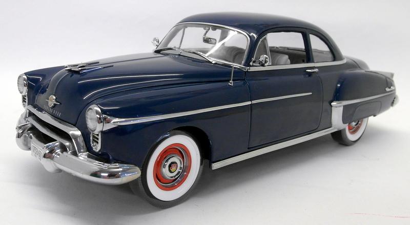 Ertl 1/18 Scale Diecast 33765 - 1950 Oldsmobile 88 - Dark Blue Ertl 1/18 Scale Diecast 33765 - 1950 Oldsmobile 88 - Dark Blue