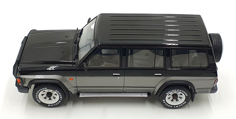 Otto Mobile 1/18 Scale Resin OT993 - 1992 Nissan Patrol GR Y60 - Grey/Black