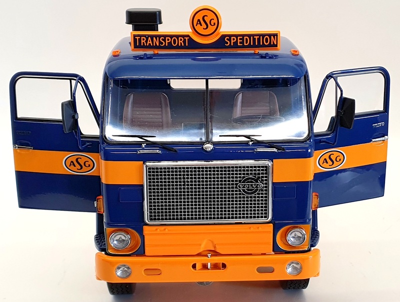 Model Car 1/18 Scale Model Truck MCG18139 - 1971 Volvo F88
