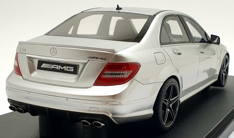 GT Spirit 1/18 Scale Resin GT462 - Mercedes Benz C63 AMG - Silver GT Spirit 1/18 Scale Resin GT462 - Mercedes Benz C63 AMG - Silver
