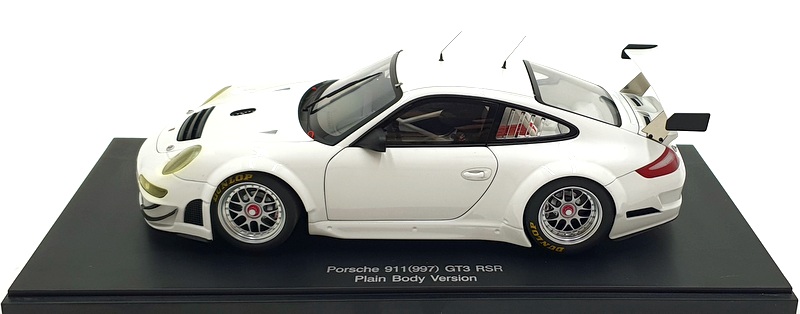 Autoart 1/18 Scale Diecast 80973 Porsche 911 (997) GT3 RSR 2009