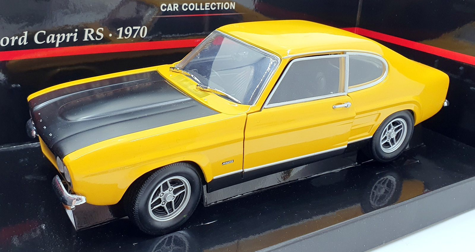Minichamps 1/18 Scale 150 089070 - '70 Ford Capri RS 2600 - Yellow/Black