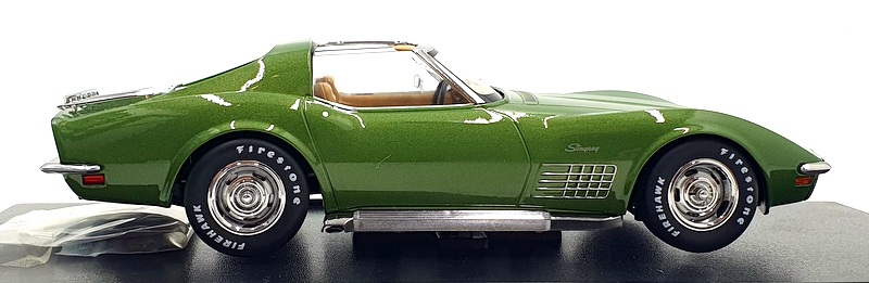 KK Scale 1/18 Scale KKDC181221 - 1972 Chevrolet Corvette C3 - Green