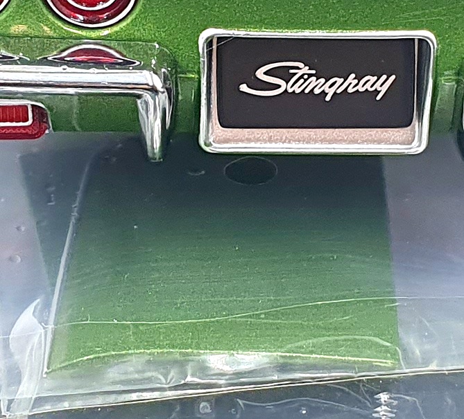 KK Scale 1/18 Scale KKDC181221 - 1972 Chevrolet Corvette C3 - Green