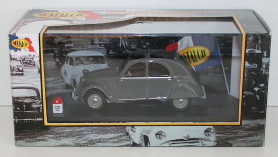 NOSTALGIE 1/43 SCALE - N002 - CITROEN 2CV AZ 1954