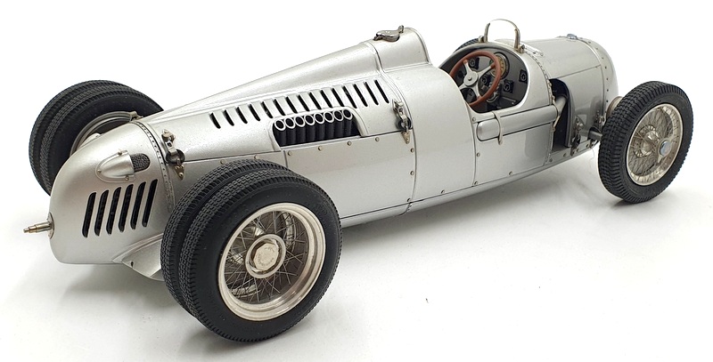 CMC 1/18 Scale M-053 - Auto Union Type C 1936/37 Bergrenner - Silver