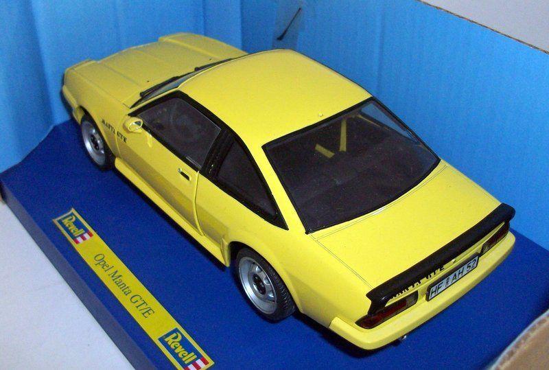 Revell 1/18 - 08421 Opel Manta GT/E Yellow