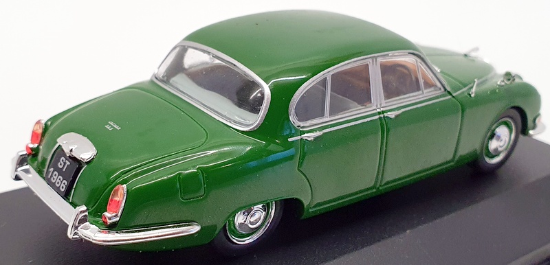 Atlas Editions 1/43 Scale 4 641 125 - Jaguar S Type - Green Atlas Editions 1/43 Scale 4 641 125 - Jaguar S Type - Green