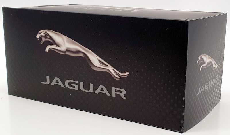 Atlas Editions 1/43 Scale 4 641 125 - Jaguar S Type - Green Atlas Editions 1/43 Scale 4 641 125 - Jaguar S Type - Green
