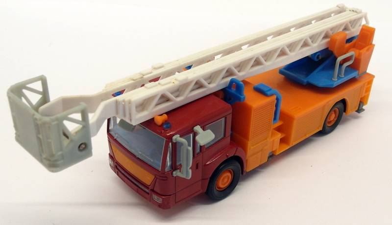 Fire Brigade Models 1/50 Scale - Prototype1 Mercedes Benz Econic Ladder