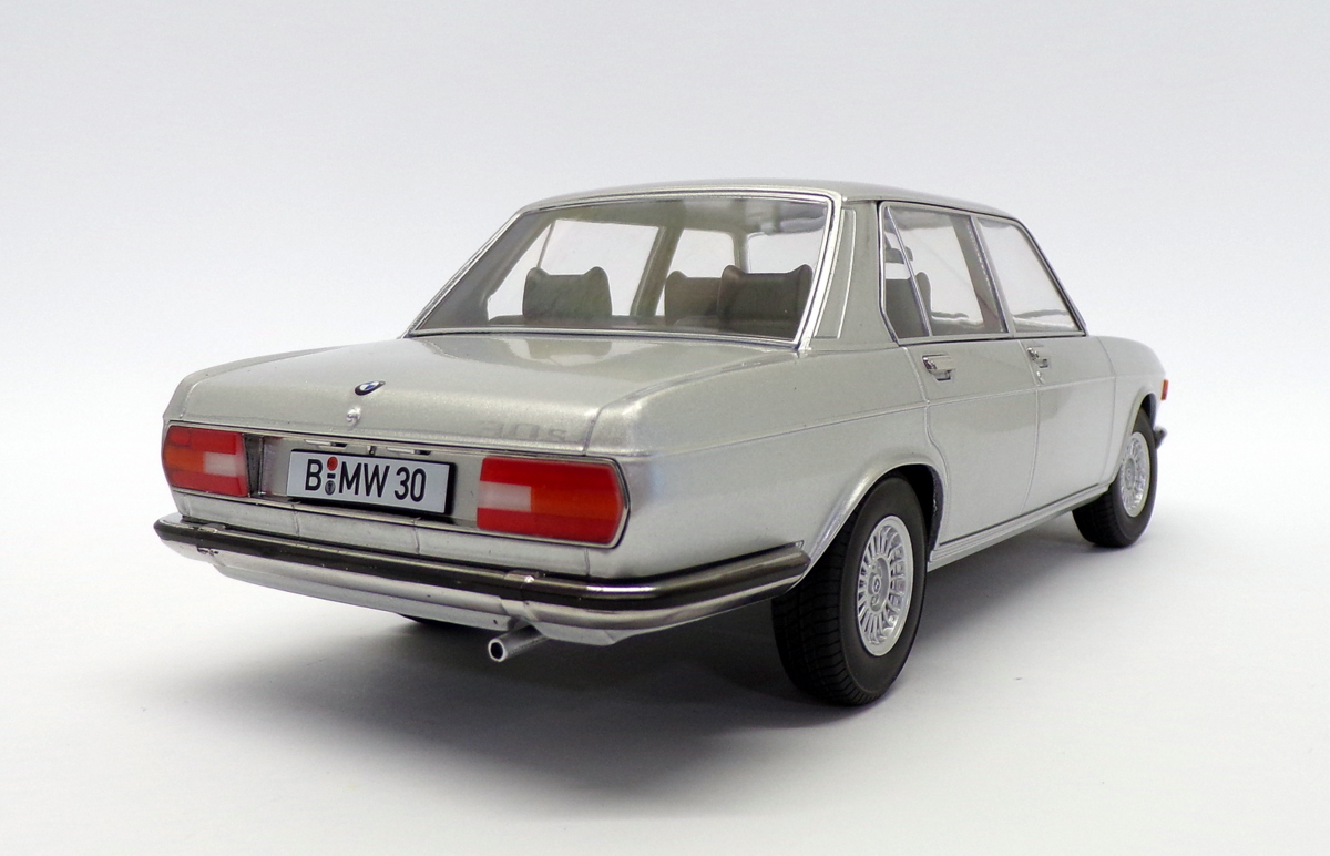 KK Scale 1/18 Scale KKDC180403 - 1971 BMW 3.0S E3 MkII - Silver 1 Of 750