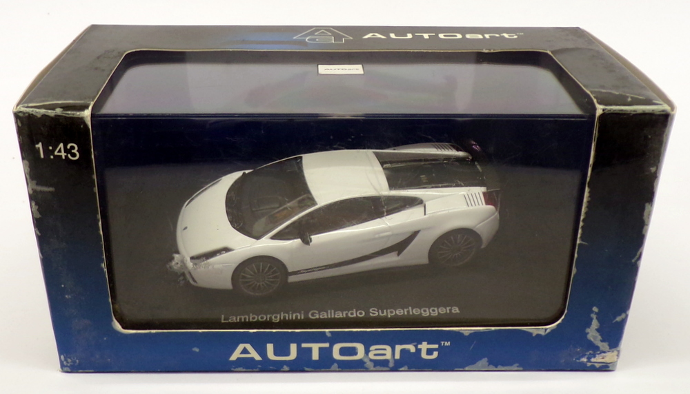 Autoart 1/43 Scale 54615 - Lamborghini Gallardo Superleggera - Met White