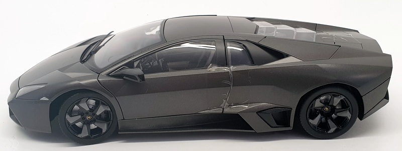 Mondo Motors 1/18 Scale 51053 - Lamborghini Reventon - Dark Grey