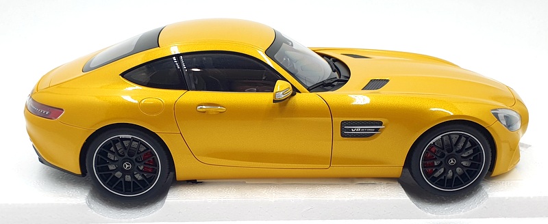 Autoart 1/18 Scale Diecast 76314 - Mercedes-Benz AMG GT S - Yellow