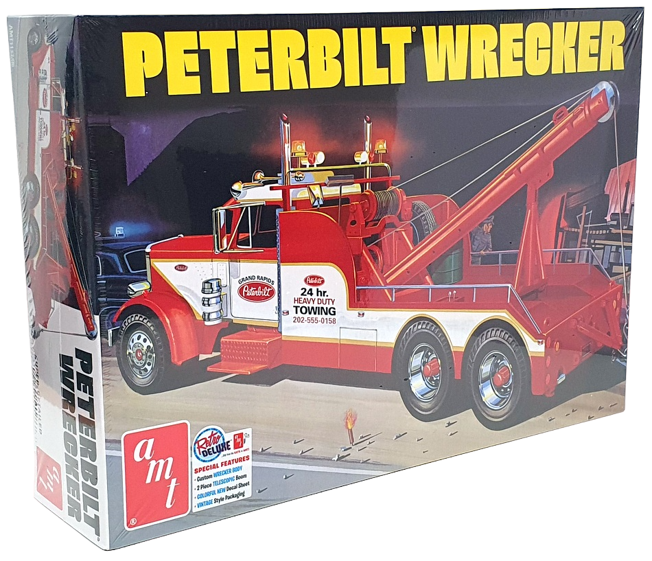 AMT 1/25 Scale Unbuilt Kit AMT1133/06 - Peterbilt Wrecker Truck