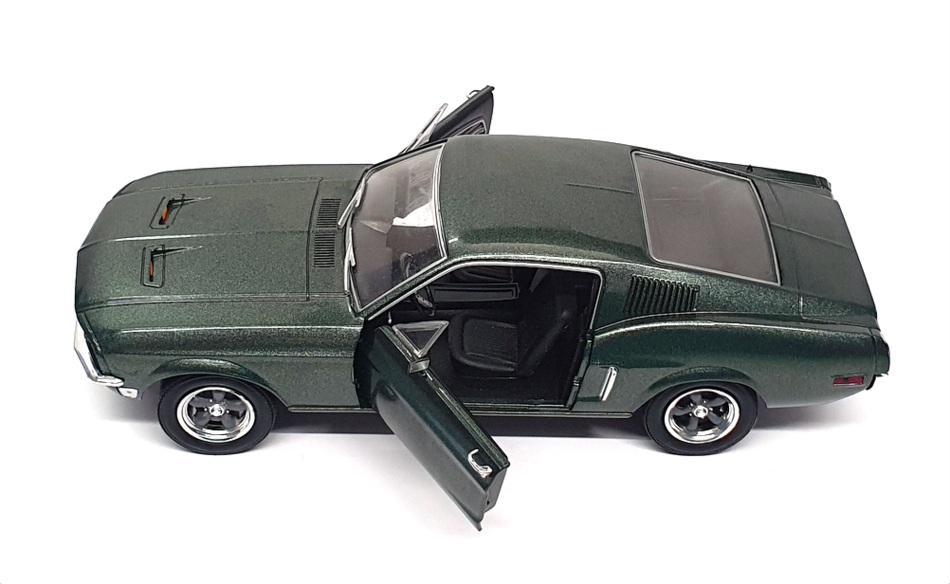 Greenlight 1/24 Scale 84041 - 1968 Ford Mustang GT - Steve McQueen Bullitt
