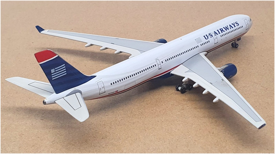 Gemini Jets 1/400 Scale GJUSA812 - Airbus A330-300 Aircraft US Airways N273AY